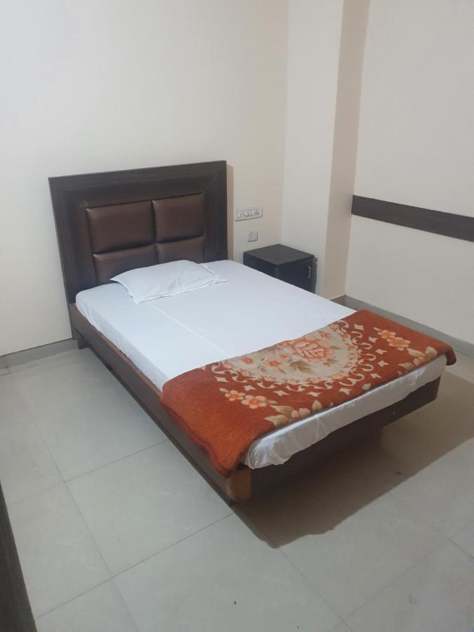 Hotel Anmol Ambikāpur Zewnętrze zdjęcie