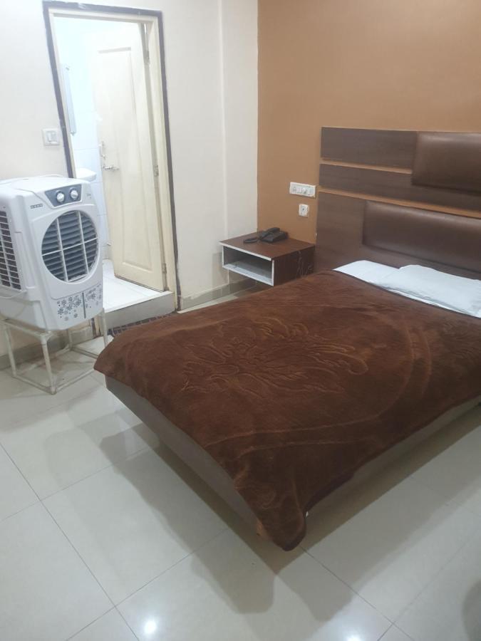 Hotel Anmol Ambikāpur Zewnętrze zdjęcie