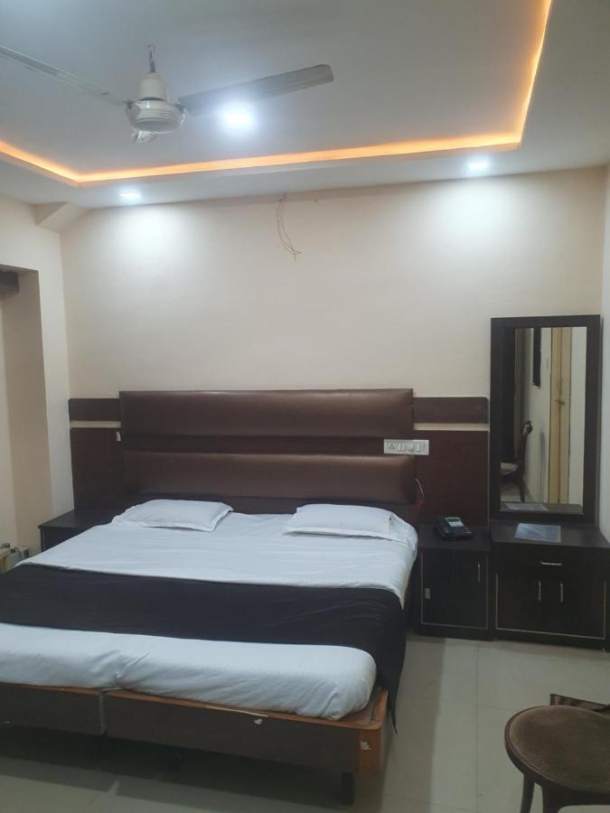 Hotel Anmol Ambikāpur Zewnętrze zdjęcie
