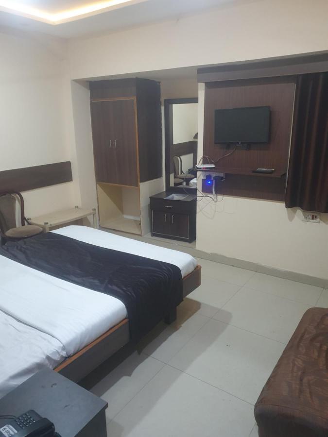 Hotel Anmol Ambikāpur Zewnętrze zdjęcie