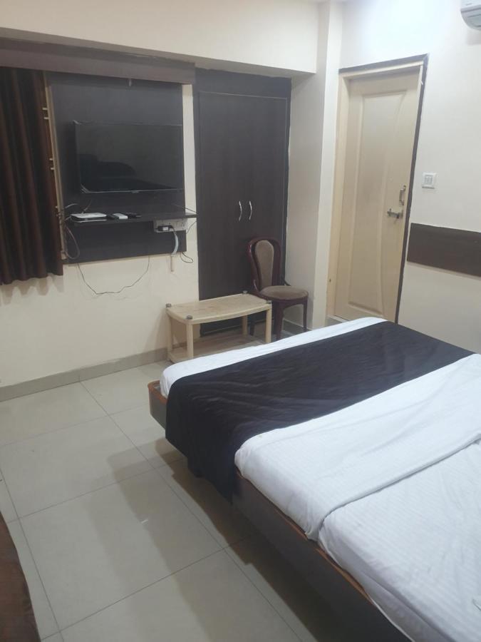 Hotel Anmol Ambikāpur Zewnętrze zdjęcie
